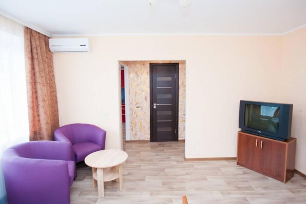 Apartament Квартира По Ул. Смілянська, 2 Czerkasy Zewnętrze zdjęcie